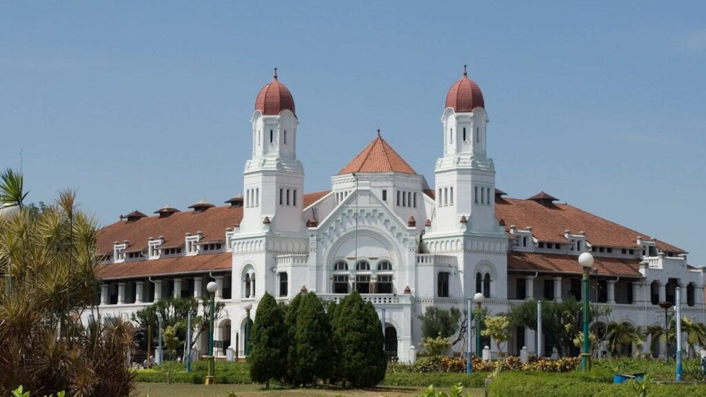 ini merupakan gambar pemandangan wisata Lawang Sewu